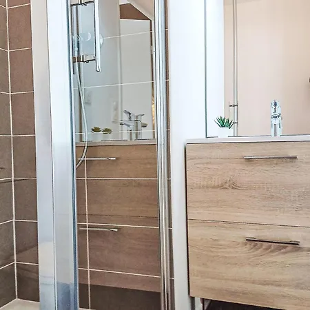 Apartment Cap Ocean-5 By Interhome *
