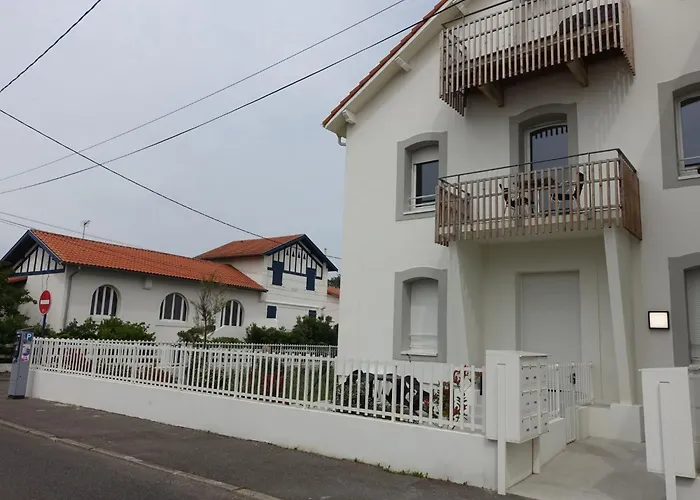 Cap Ocean-5 By Interhome *